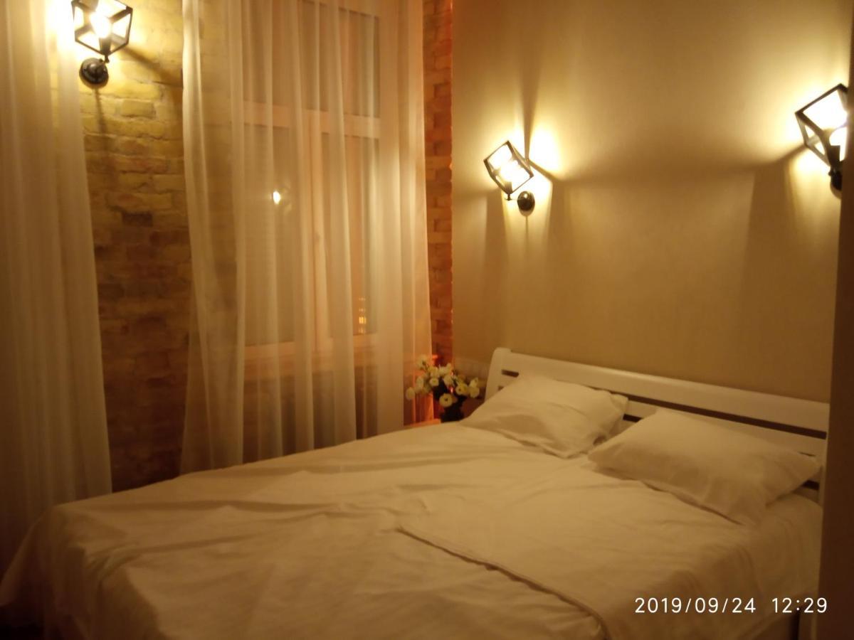 The Key Hotel Kiev Bagian luar foto